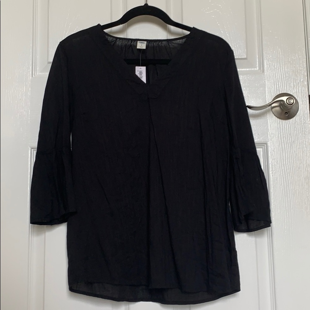 NWT Old Navy Black Flowy Blouse